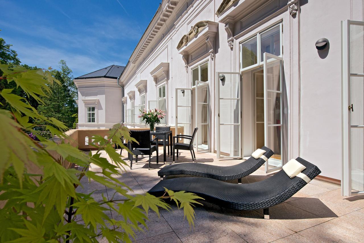 Zamek Ratmerice - Hotel & Resort Exterior foto